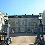 Chateau Colbert Hotel