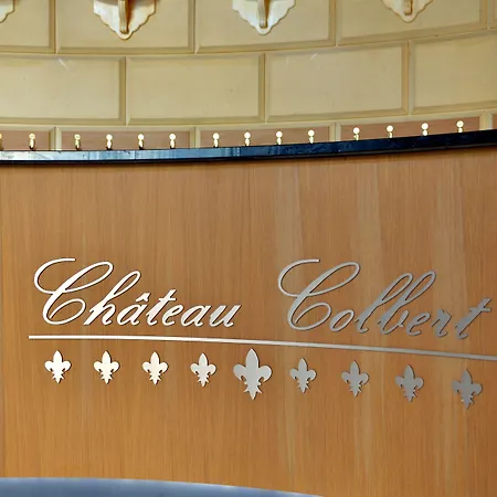 Chateau Colbert Отель Maulevrier