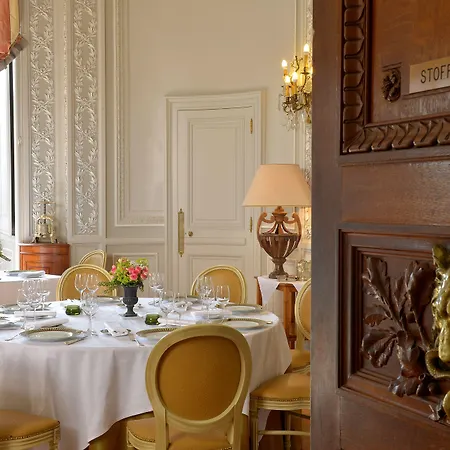Hotel Chateau Colbert
