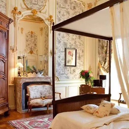 Chateau Colbert Hotel Maulévrier