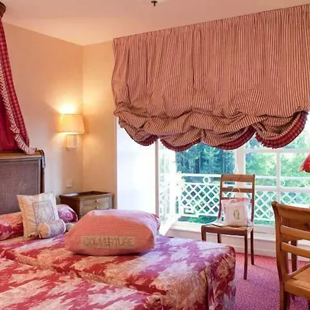Chateau Colbert 3*