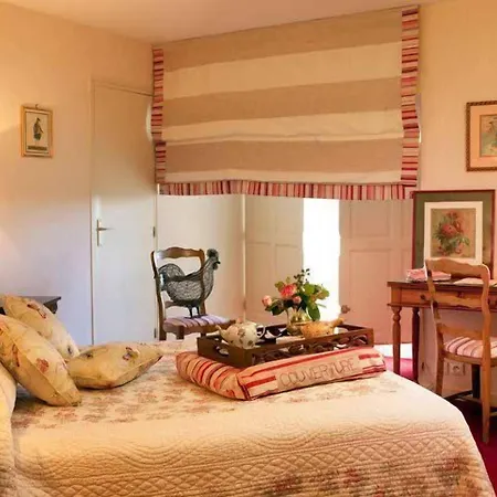 Hotel Chateau Colbert 3*