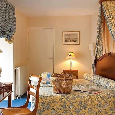 Chateau Colbert 3* Maulevrier