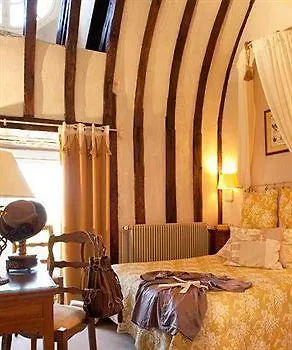 Chateau Colbert