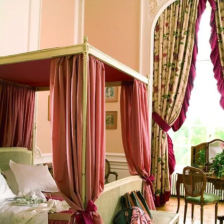 Chateau Colbert 3*