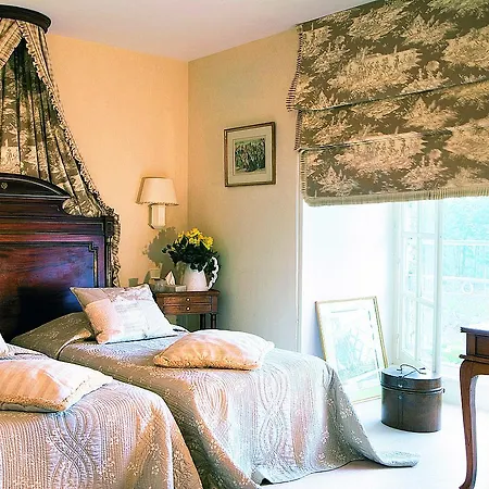 Chateau Colbert 3*