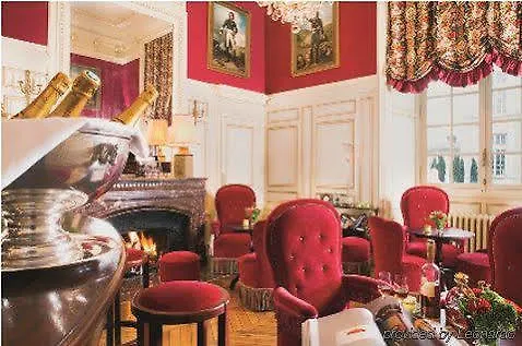 Chateau Colbert מלון